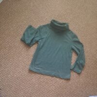 Long sleeved polo neck T-shirt